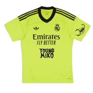 Real Madrid x Young Miko camiseta
