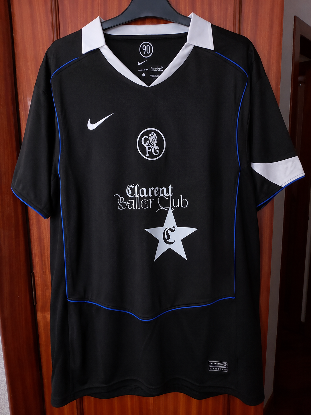 Foto de David León con su camiseta
