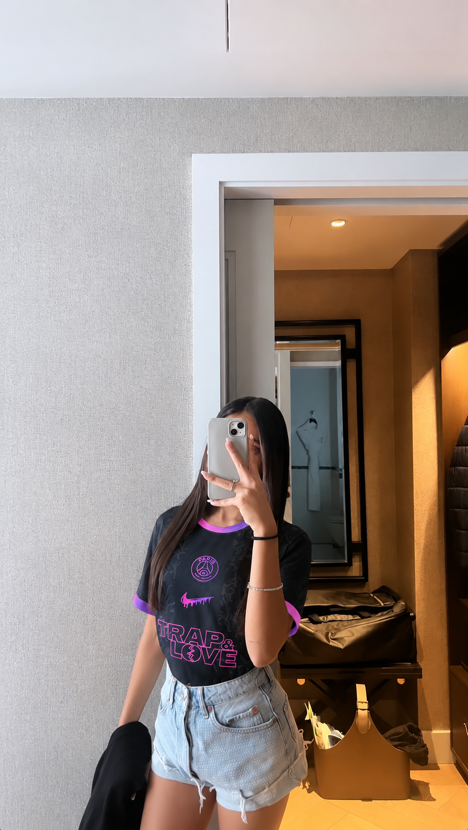 Foto de Natalia Cabrera con su camiseta