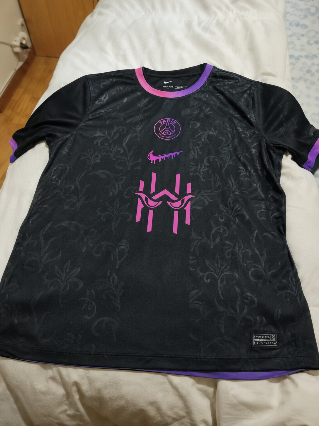 Foto de Noelia Ruiz con su camiseta